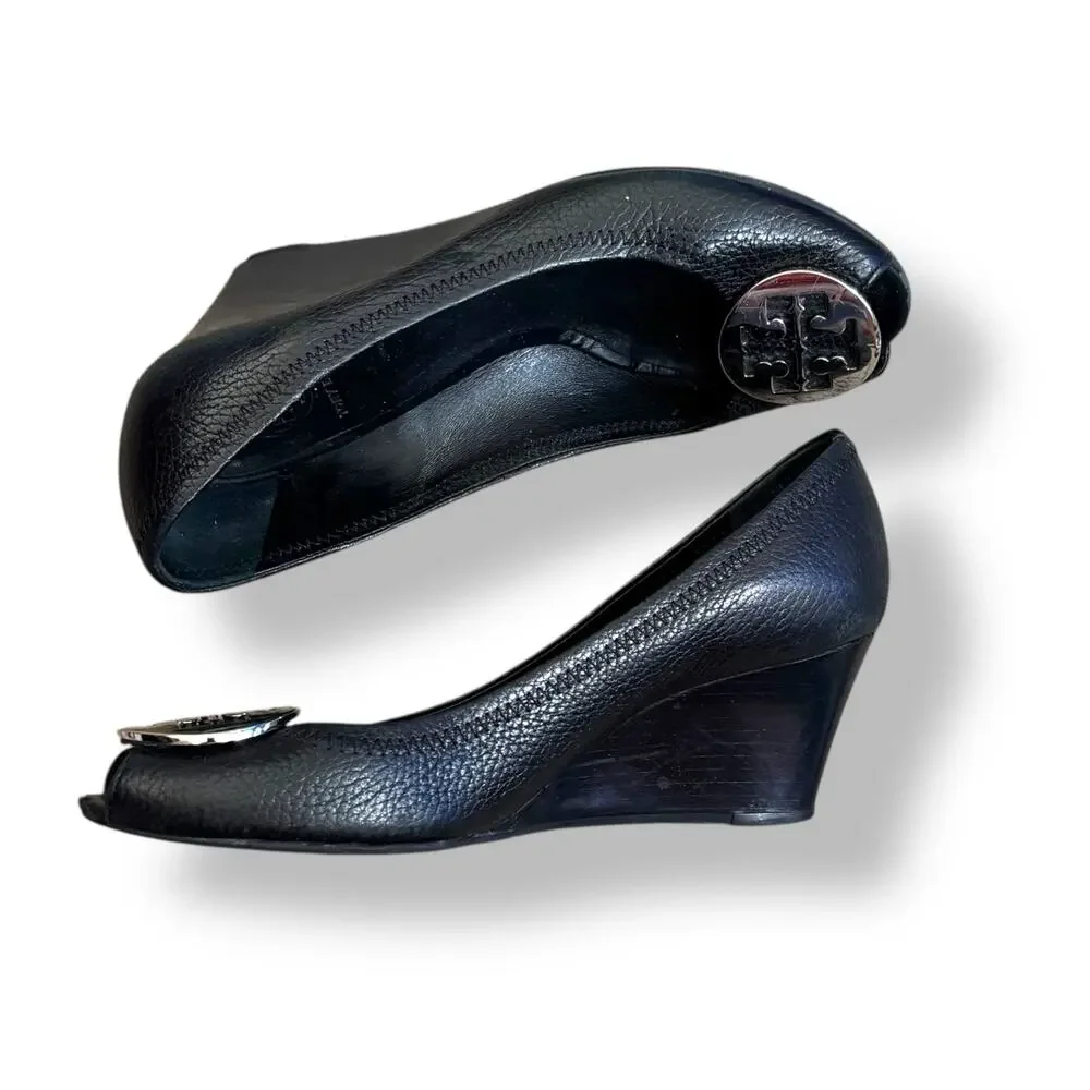 Tory Burch Sally Black‎ Pebbled Leather Wedge Peep Toe Pumps Gold Medallion Logo